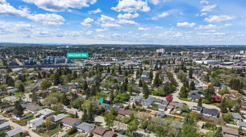 128 78 Avenue Se, Calgary, AB - Outdoor With View