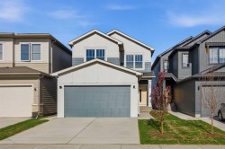 139 Belvedere Crescent SE Calgary, AB T2A 7Y5