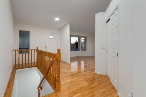 60 Riverview Drive Se, Calgary, AB 