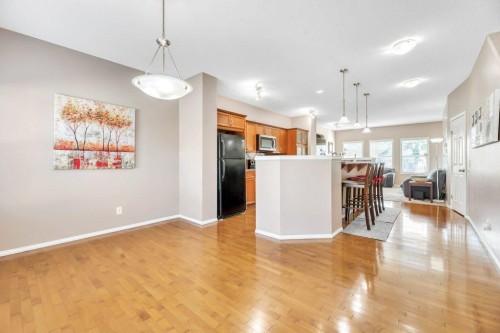 319 Saddlebrook Circle Ne, Calgary, AB - Indoor Photo Showing Other Room