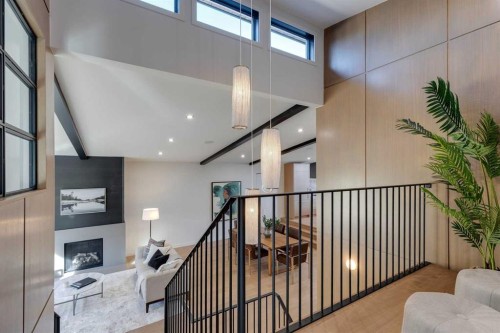 3423 23 Street Nw, Calgary, AB - Indoor Photo Showing Living Room