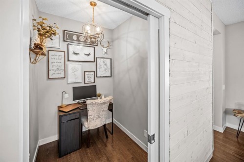 67 Mahogany Row Se, Calgary, AB - Indoor Photo Showing Other Room