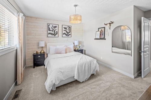 67 Mahogany Row Se, Calgary, AB - Indoor Photo Showing Bedroom