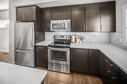 67 Mahogany Row Se, Calgary, AB - Indoor Photo Showing Kitchen