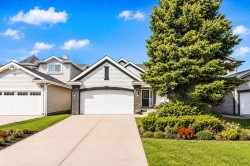 24 Citadel Close NW Calgary, AB T3G 4A5
