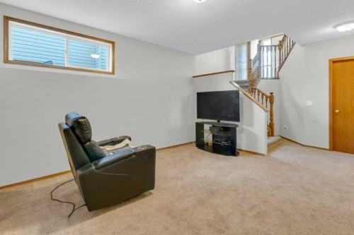 24 Citadel Close Nw, Calgary, AB - Indoor