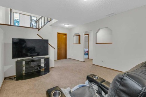 24 Citadel Close Nw, Calgary, AB - Indoor