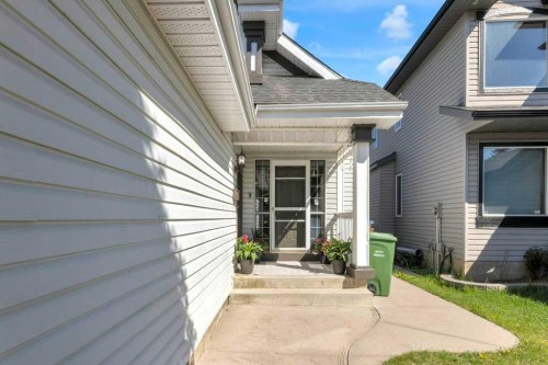 24 Citadel Close Nw, Calgary, AB - Outdoor With Exterior