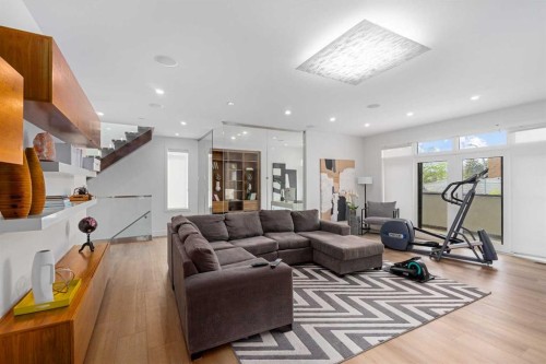 2620 14A Street Sw, Calgary, AB - Indoor