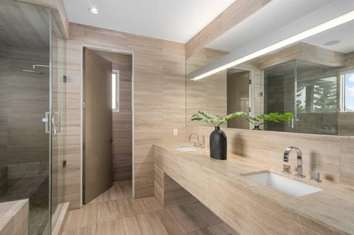 2620 14A Street Sw, Calgary, AB - Indoor Photo Showing Bathroom