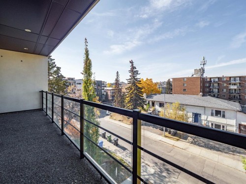 2620 14A Street Sw, Calgary, AB - Outdoor With Exterior