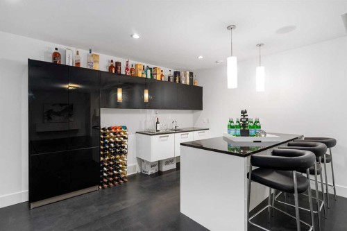 2620 14A Street Sw, Calgary, AB - Indoor