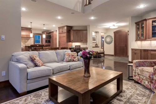 250 Crestridge Place Sw, Calgary, AB 