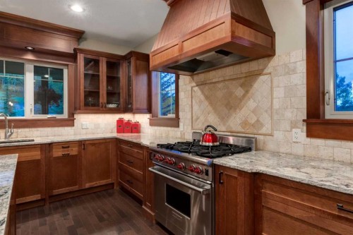 250 Crestridge Place Sw, Calgary, AB 