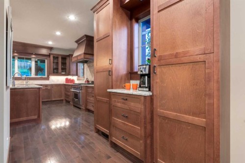 250 Crestridge Place Sw, Calgary, AB 