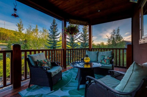 250 Crestridge Place Sw, Calgary, AB 