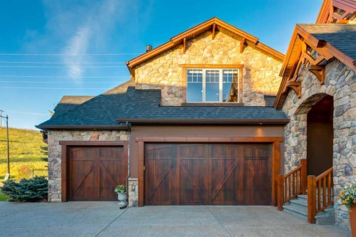 250 Crestridge Place Sw, Calgary, AB 