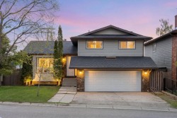 8 Hawkwood Place NW Calgary, AB T3G 1X6