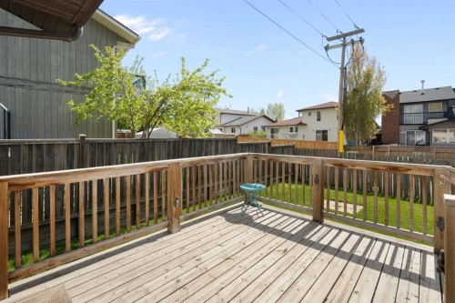 8 Hawkwood Place Nw, Calgary, AB - Outdoor With Deck Patio Veranda With Exterior