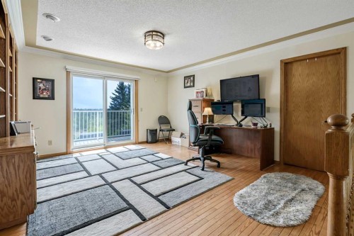 35 Candle Court Sw, Calgary, AB - Indoor