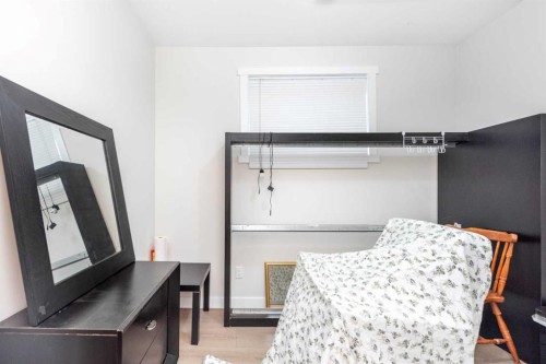 32 Saddlestone Way Ne, Calgary, AB - Indoor Photo Showing Bedroom