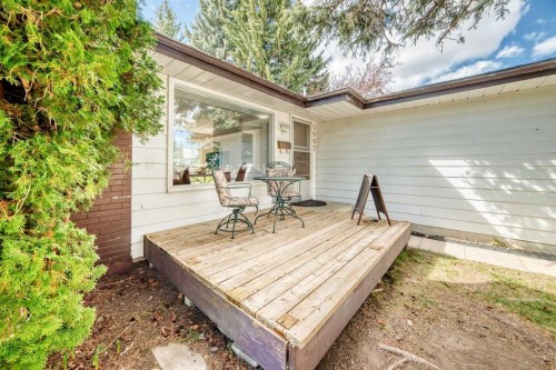 5007 Vallance Crescent Nw, Calgary, AB - Outdoor With Deck Patio Veranda With Exterior