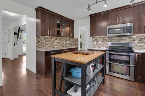 6104 Dalcastle Link, Calgary, AB 