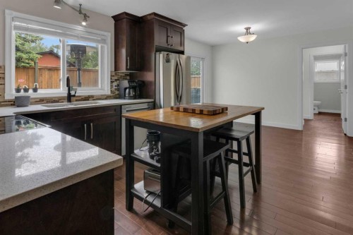 6104 Dalcastle Link, Calgary, AB 