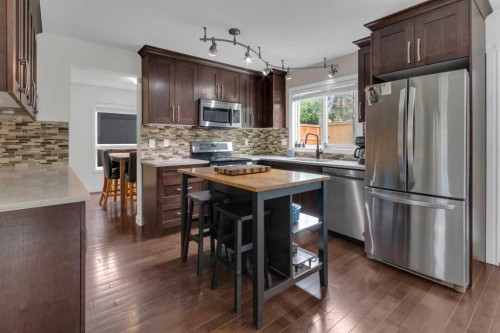 6104 Dalcastle Link, Calgary, AB 