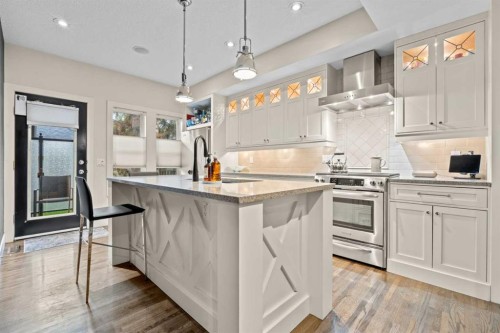230 Garrison Square Sw, Calgary, AB - Indoor Photo Showing Kitchen With Upgraded Kitchen