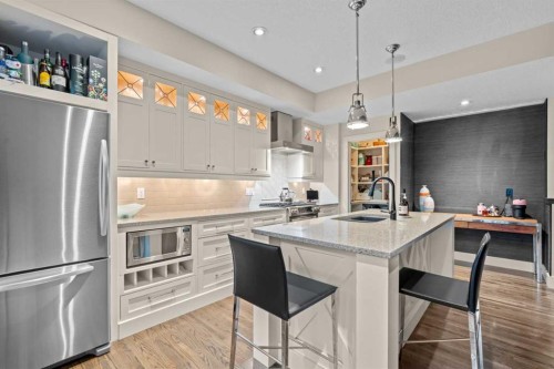230 Garrison Square Sw, Calgary, AB - Indoor Photo Showing Kitchen With Upgraded Kitchen