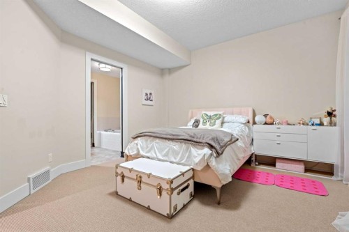 230 Garrison Square Sw, Calgary, AB - Indoor Photo Showing Bedroom