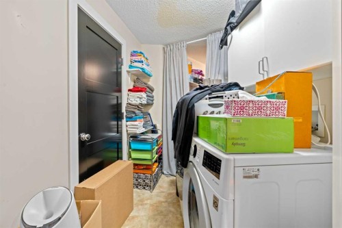 230 Garrison Square Sw, Calgary, AB - Indoor