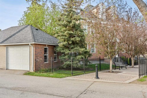 230 Garrison Square Sw, Calgary, AB - Outdoor