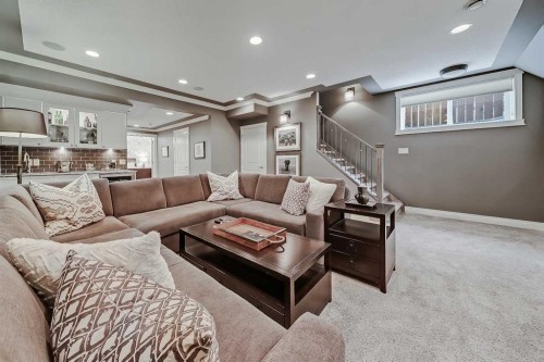 3629 1A Street Sw, Calgary, AB - Indoor Photo Showing Living Room