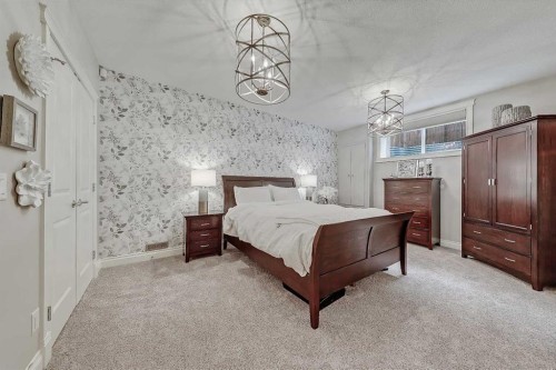 3629 1A Street Sw, Calgary, AB - Indoor Photo Showing Bedroom