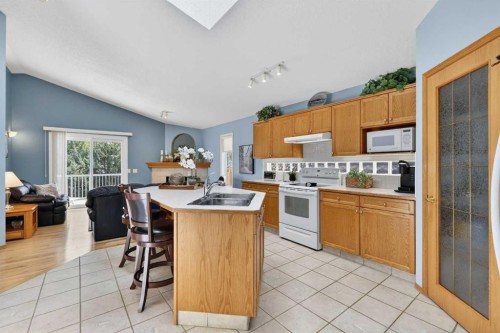 86 Chapalina Way Se, Calgary, AB 