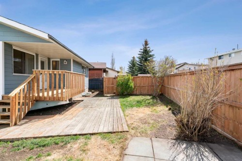 124 Bergen Crescent Nw, Calgary, AB - Outdoor