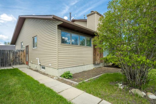 2164 Summerfield Boulevard SE Airdrie, AB T4B 1X5
