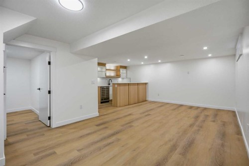 9532 Allison Drive Se, Calgary, AB - Indoor