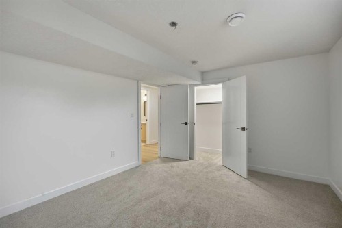 9532 Allison Drive Se, Calgary, AB - Indoor Photo Showing Other Room