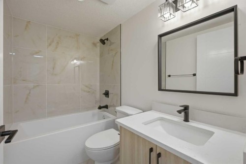 9532 Allison Drive Se, Calgary, AB - Indoor Photo Showing Bathroom