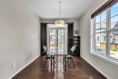 439 Ascot Circle Sw, Calgary, AB 