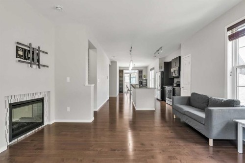439 Ascot Circle Sw, Calgary, AB 