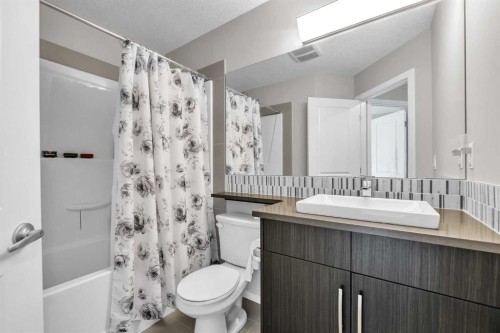 439 Ascot Circle Sw, Calgary, AB 