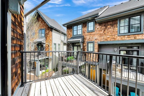 439 Ascot Circle Sw, Calgary, AB 