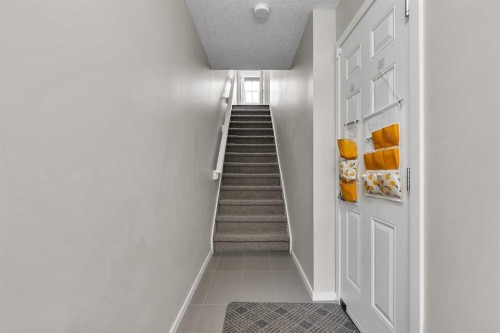 439 Ascot Circle Sw, Calgary, AB 