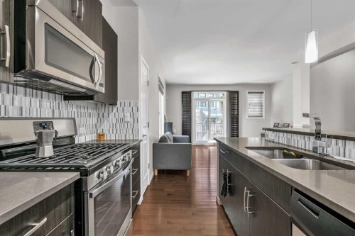 439 Ascot Circle Sw, Calgary, AB 