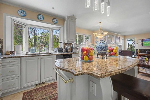 2020 Sirocco Drive Sw, Calgary, AB - Indoor Photo Showing Kitchen With Upgraded Kitchen