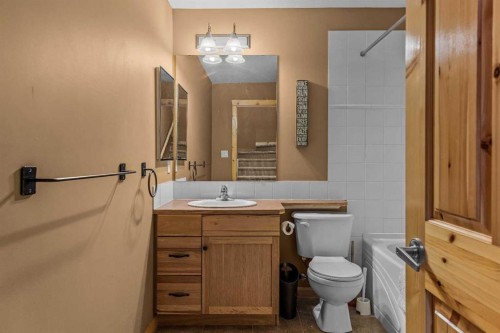 1003-70 Dyrgas Gate, Canmore, AB - Indoor Photo Showing Bathroom